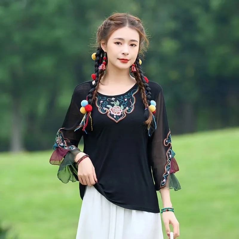 

T-shirt Embroidered Summer Round Neck Bell Sleeves Mesh Splicing Bottoming Shirt for Women with Temperament