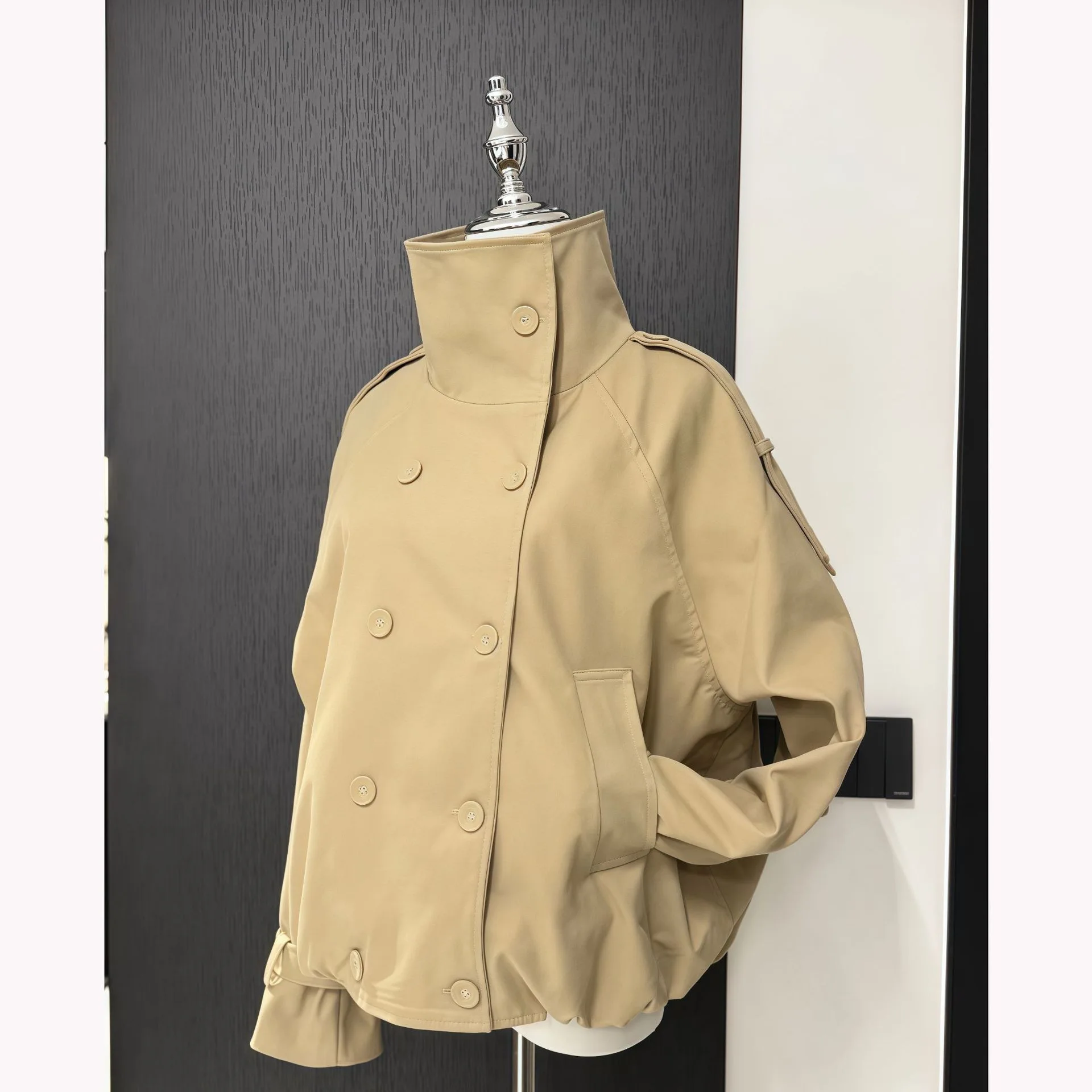 2026 New Style British Style Design Stand Collar Short Korean Style Unique Double Breasted Windbreaker Jacket for Women