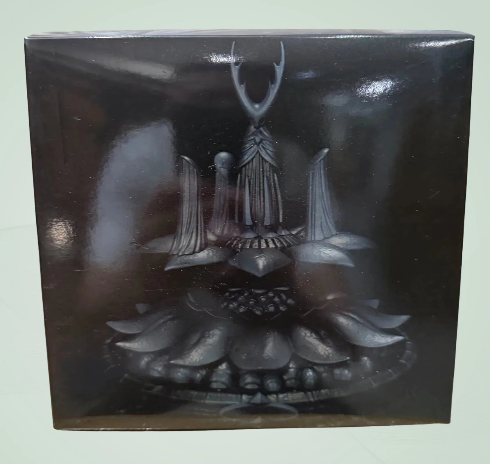 

Hollow Knight GK Statue Figure Silksong Game Peripheral Handmade Collectible Decoration For Home Office Desk Shelf Gift For Fans