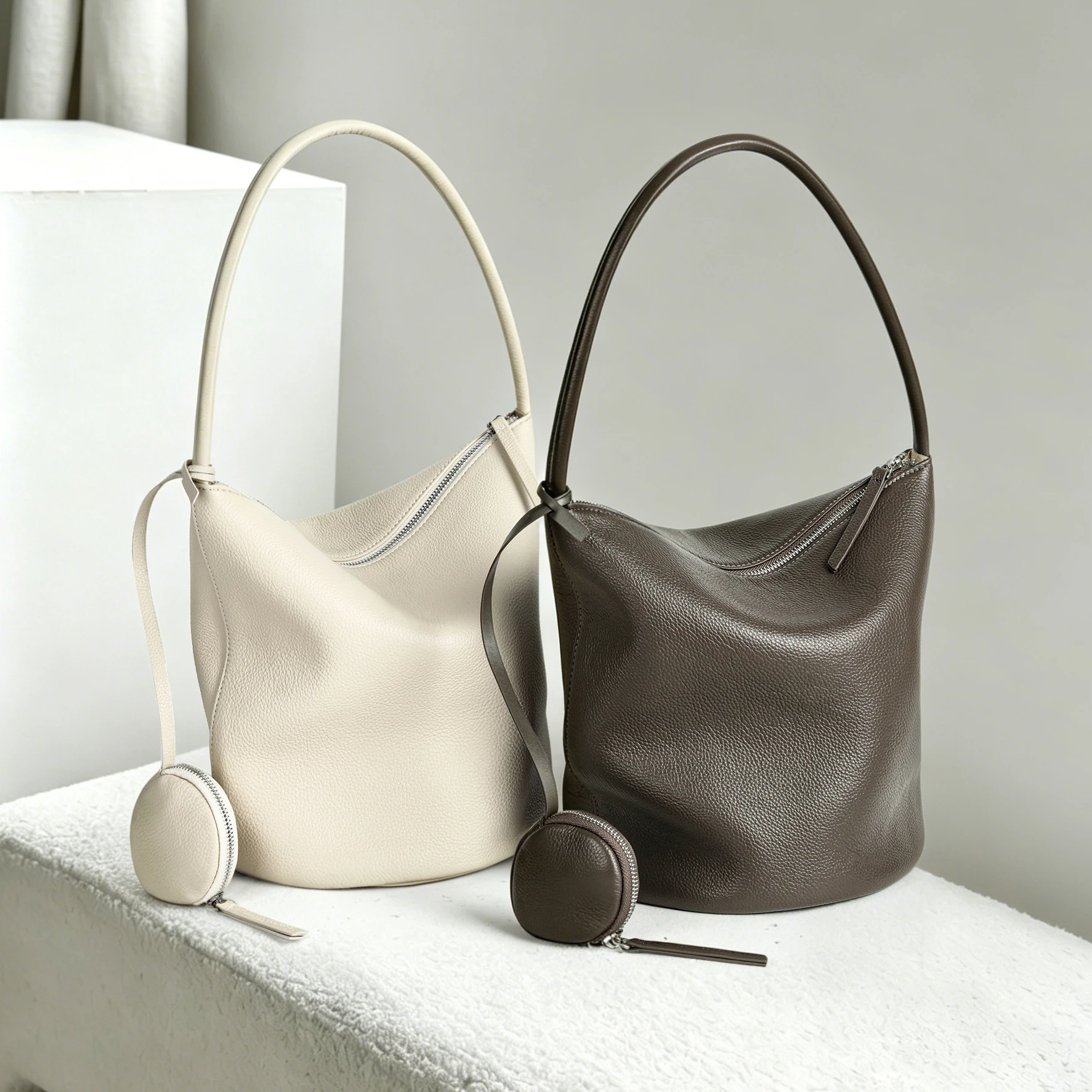Bolso Tipo Cubo de Cuero Genuino de Lujo Tobo, Bolso de Mano y Hombro para Mujer, Bolso de Diseño Minimalista