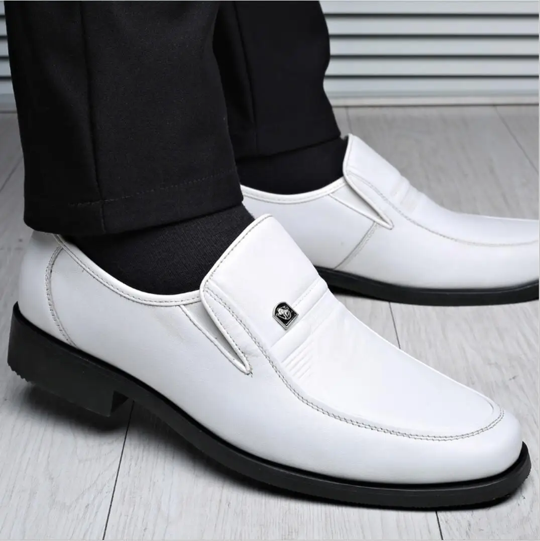 Men\'s Business Dress Casual Leather Shoes Men Soft Genuine Leather Breathable Hollow Sandals Fashion Mens White Oxford Shoes