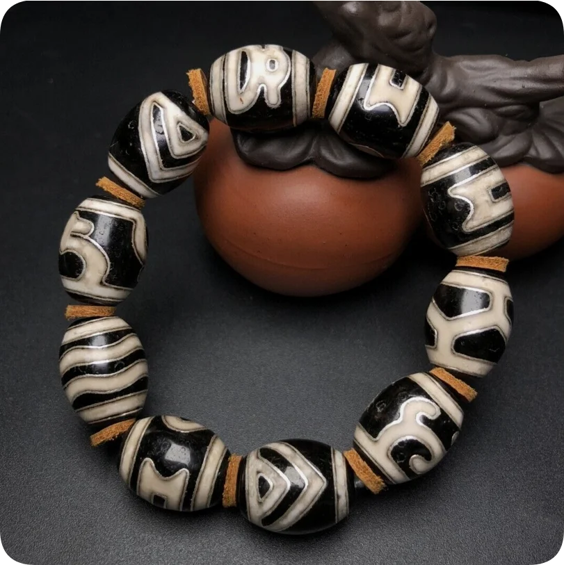 Tibetan black and white filigree God of Wealth Heaven and Earth Dzi bead 15mm