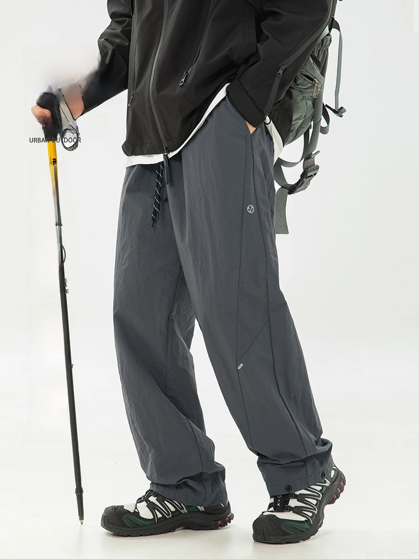 Water-Resistant Casual Work Trousers Men's Loose Straight-Cut Outdoor Climbing Hiking Sporty Quick-Dry Trousers Fashionable N...