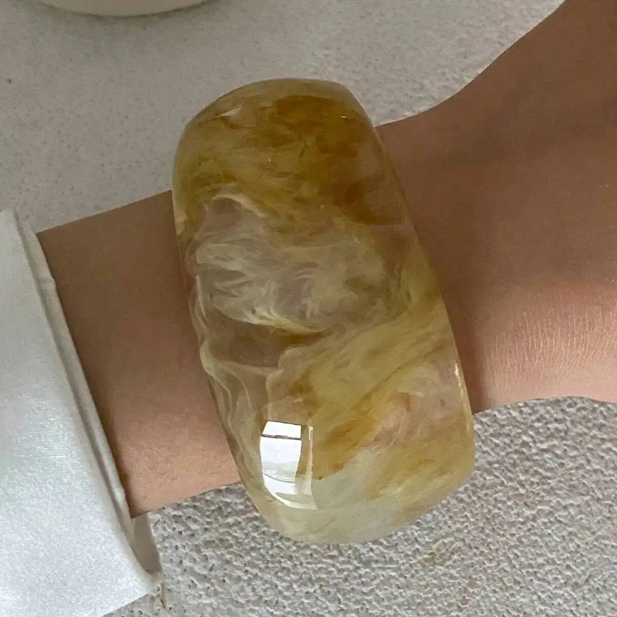 Lacteo 3 أنماط خمر غير النظامية الراتنج التراص أساور أساور النساء أنيق الإبداعية سميكة واسعة الإسورة حلية مجوهرات