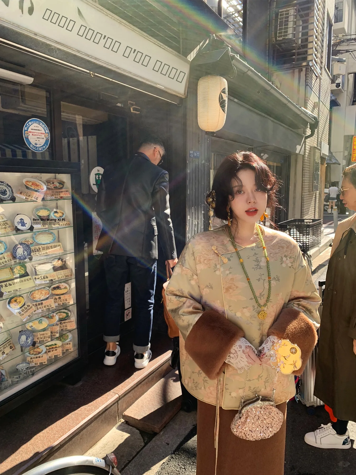 

Утепленное хлопковое пальто Eees Heavy Industry в китайском стиле с боковыми пуговицами, ретро, для повседневной носки, свободного кроя, с длинными рукавами и воротником-стойкой