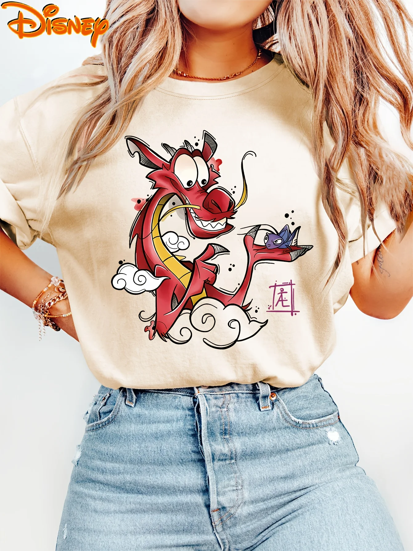 المرأة ديزني مولان الأحمر Mushu التنين تي شيرت الرجال القطن المحملة س الرقبة عادية كبيرة الحجم قصيرة الأكمام الشارع الشهير ملابس علوية الموضة