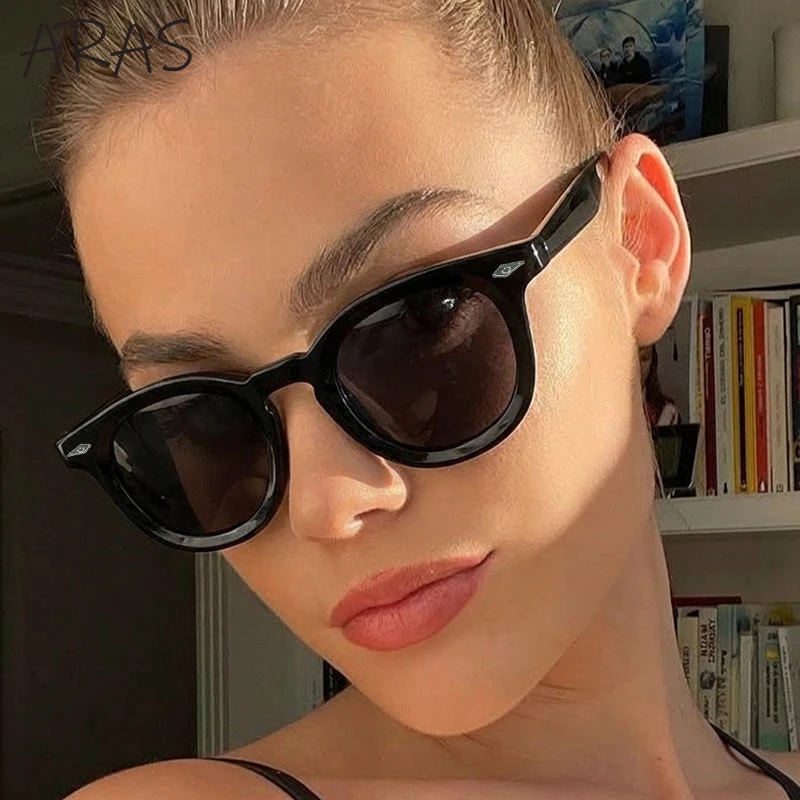 

Classic Square Sunglasses Women 2026 Luxury Brand Fashion Outdoor Travelling Sun Glasses For Ladies Change Color Eyewear Shades