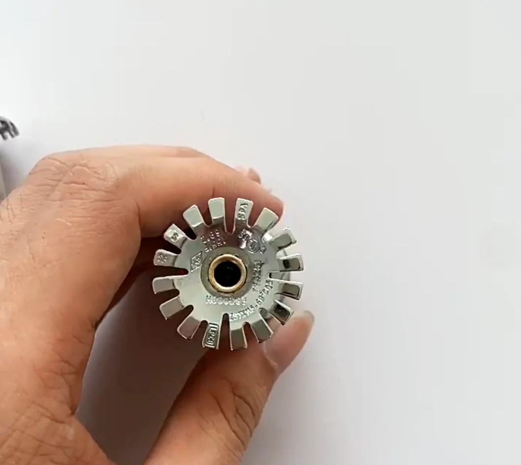 TY4151 standard reaction upper nozzle K115 68 ° DN20 lower nozzle TY4251FM in the United States