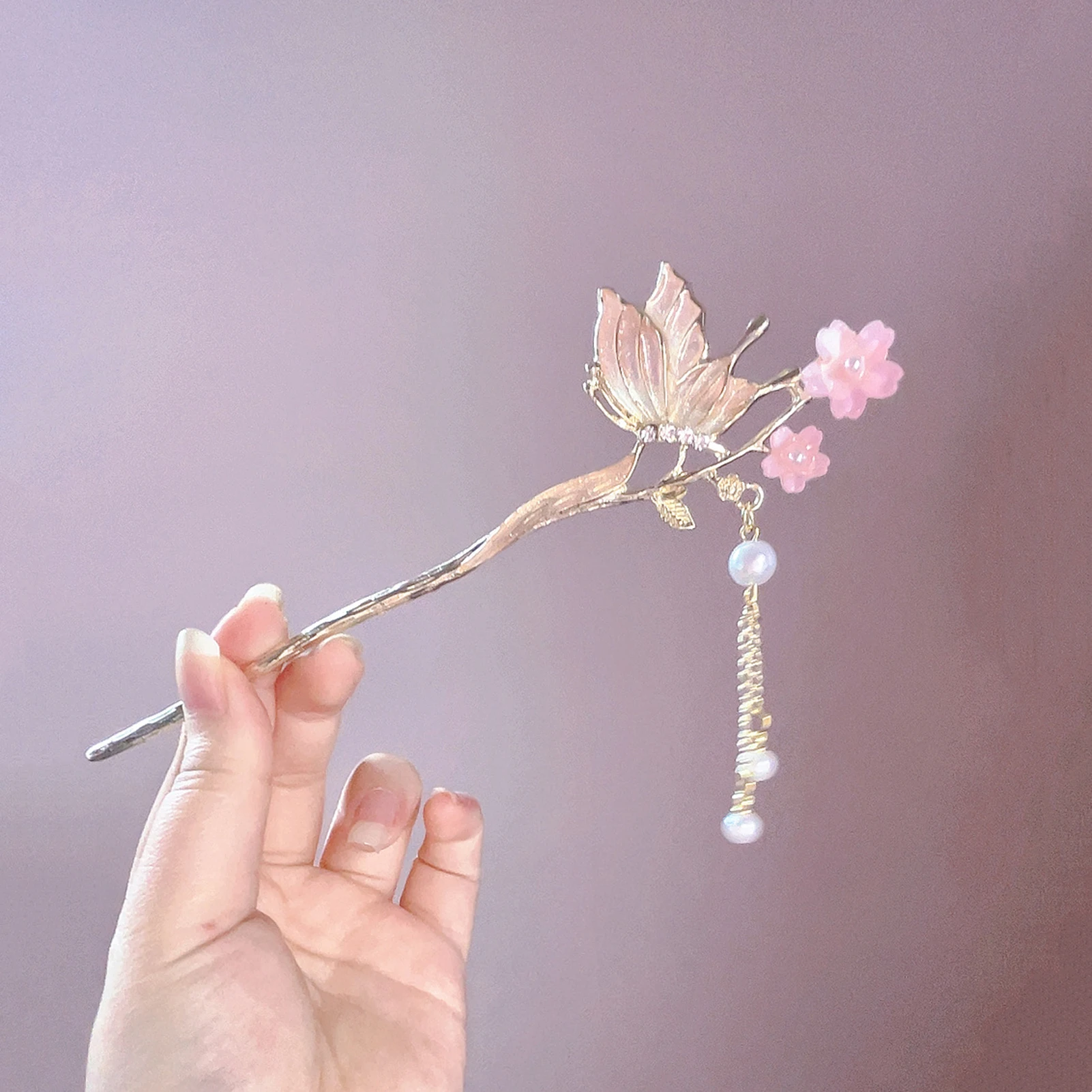 Vintage Butterfly Flower Tassel Hair Stick New Chinese Style Hair Sticks for Women Metal Hanfu Chopstick Hair Accessories