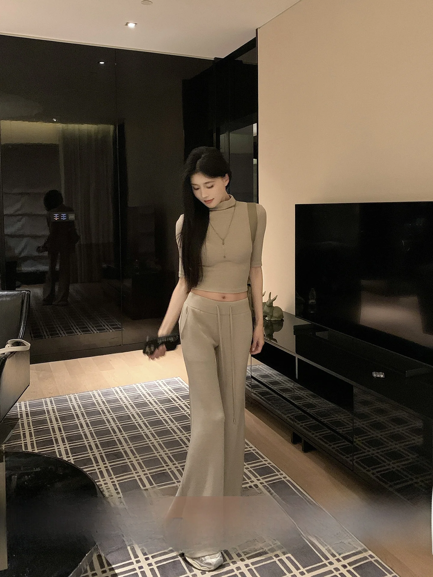 

Spring Casual Slim Fit Set with ved Sve And Semi High Collar Wide Leg Pants Tirt Sle ort Length Faionable