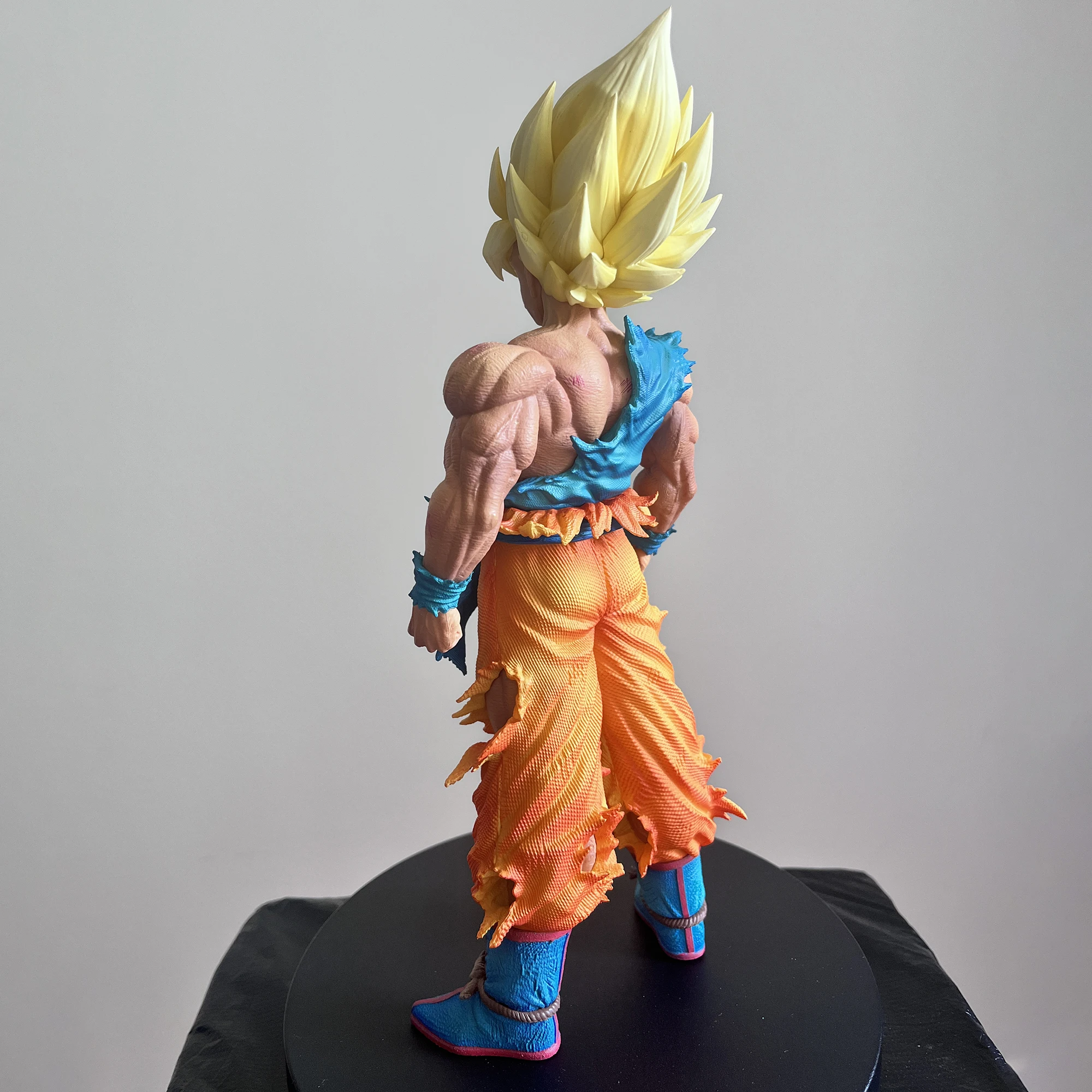 28cm Dragon Ball Anime  Son Goku Character Goku Super Saiyan 1 Action Figure PVC Model Statue Desktop Decoration Collection Toy