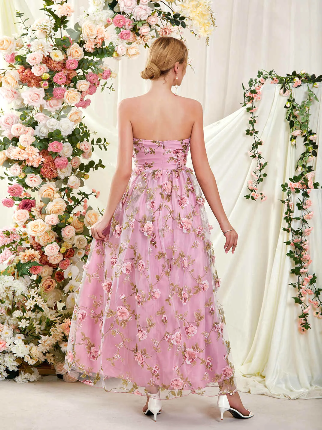 Robes de soirée élégantes ligne une robes de bal de luxe col en v pour femme robe de soirée de luxe pour femmes sur mesure fleur dentelle nouveau Style