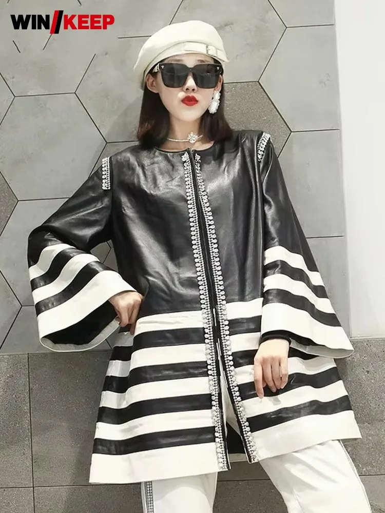 

Кожаная куртка с расклешенными рукавами для офиса, элегантное свободное длинное пальто, роскошные полосатые куртки с бриллиантами, женские пальто из овчины