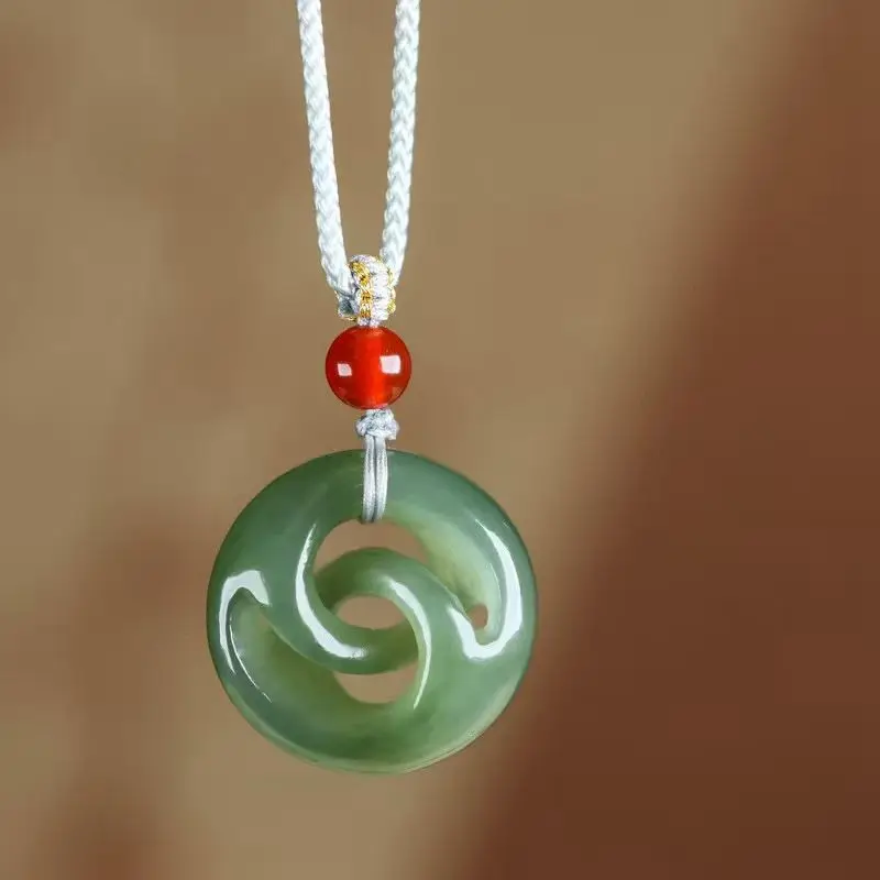 

Hetian Qinghai Material Lake Green Turning Unisex Jade Pendant