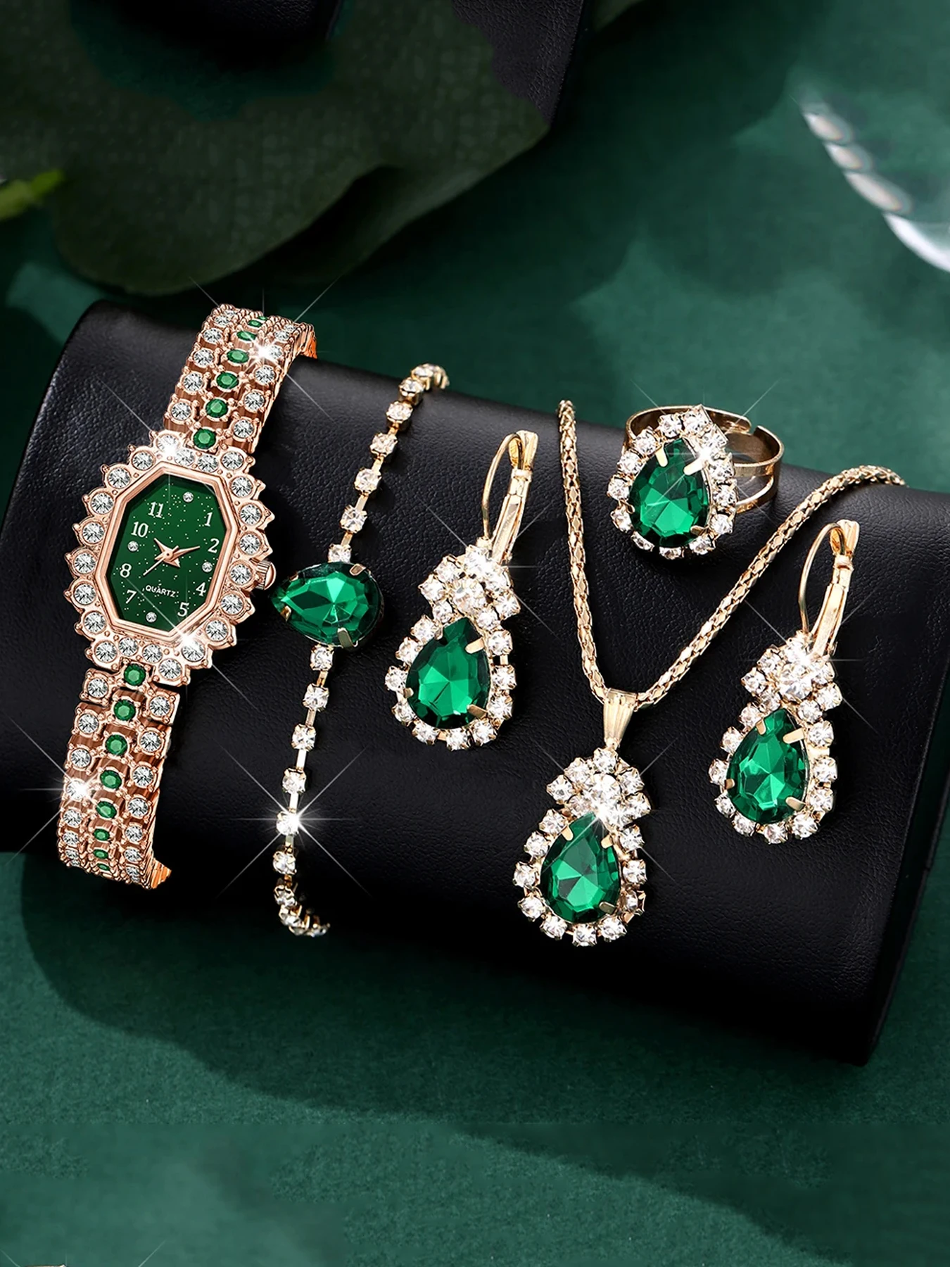Fashion diamond studded square diamond women's watch bracelet watch quartz watch set