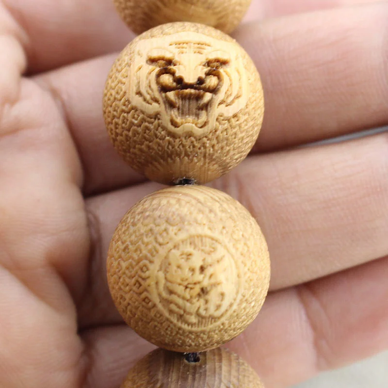 Chen Hua Gao You Ya Bai Shou Chuan Carved Buddha Beads Wooden Stationery and Amusement of the Year of the Tiger Amulet