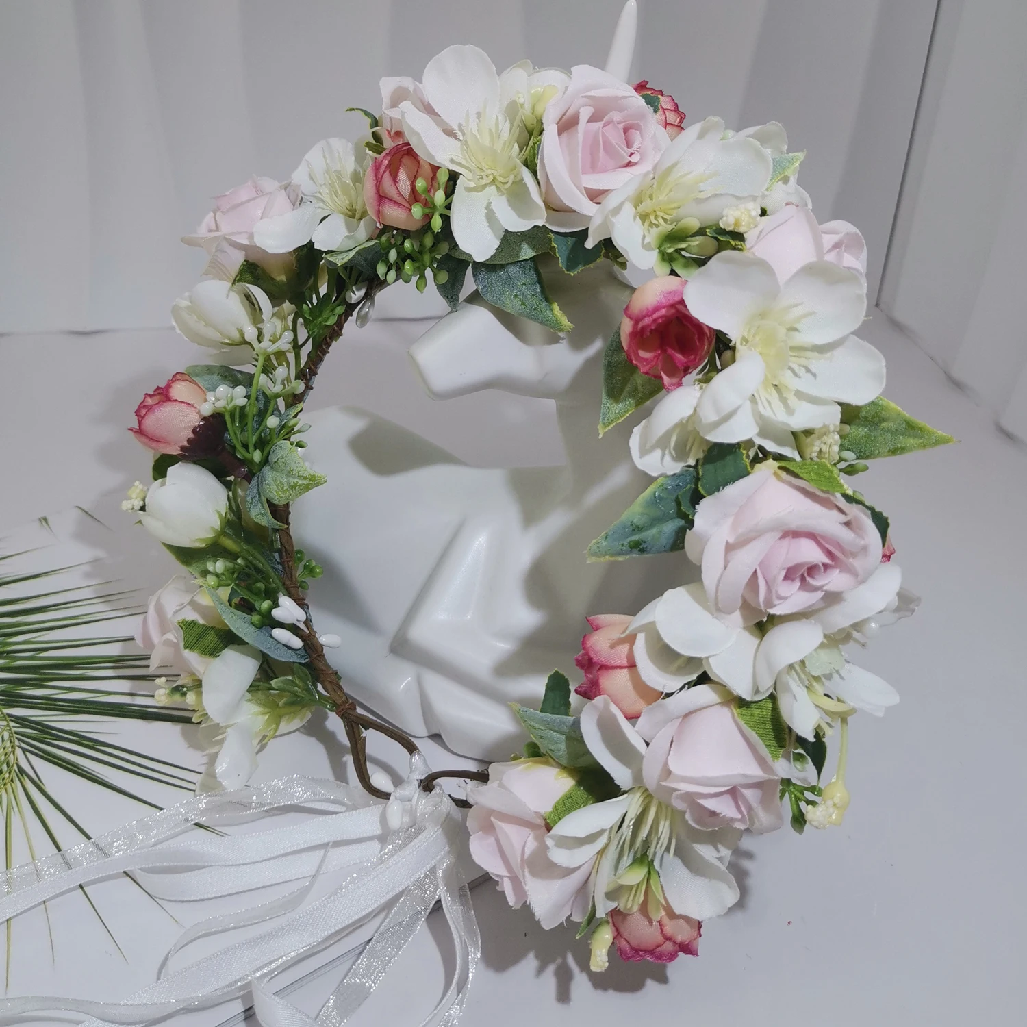 

Women Hair Flower Crown Floral Garland Wedding Hair Wreath Bridal Garlands Floral Headband Headdress Hair Tiaras Accessories