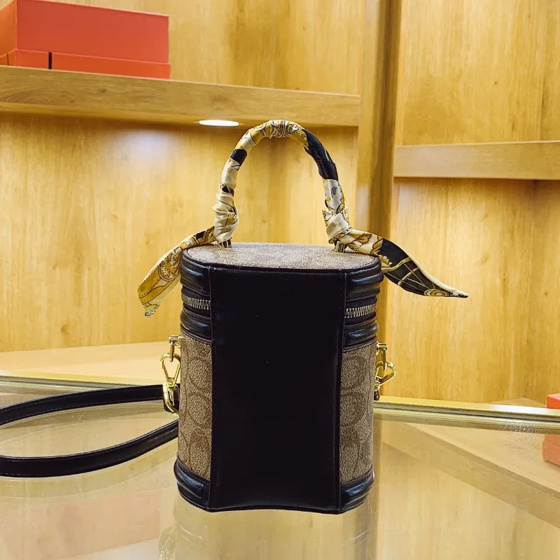 Popular Retro Rice Bucket Beautiful  Bag Women's New High-value Foreign  Versatile Bucket Bag Portable Shoulder Messenger Bag