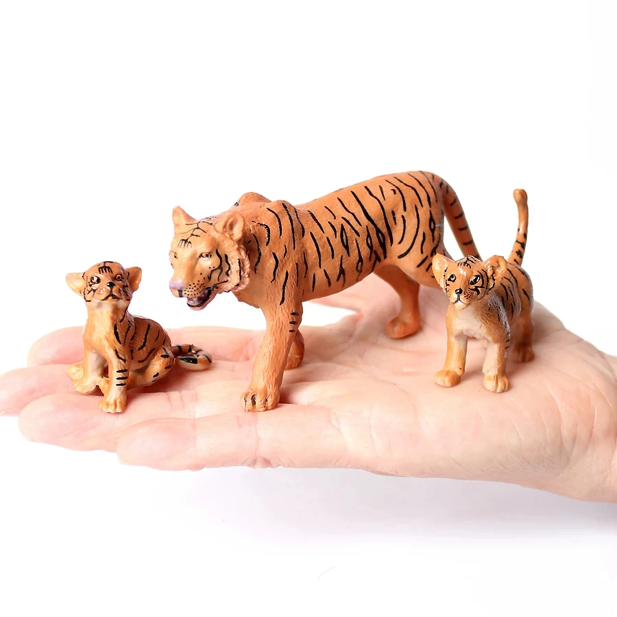 タイガー雌虎 Tigerkin 野生動物の置物プラスチックジャングル動物の