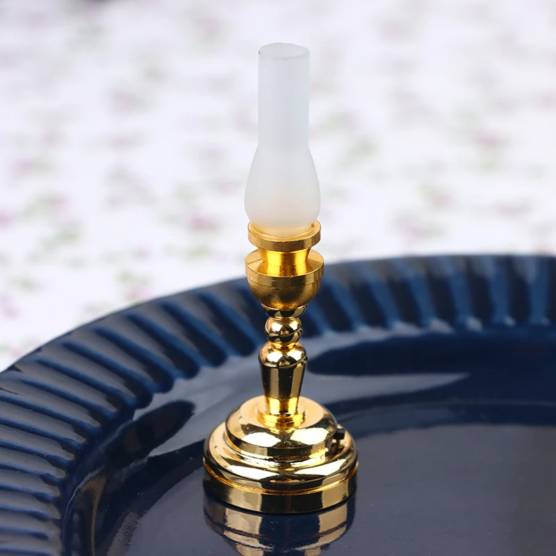 Accessoires pour maison de poupée échelle 1/12, applique murale LED Miniature, lampe de table pour maison de poupée, fonctionne à piles avec interrupteur marche/arrêt