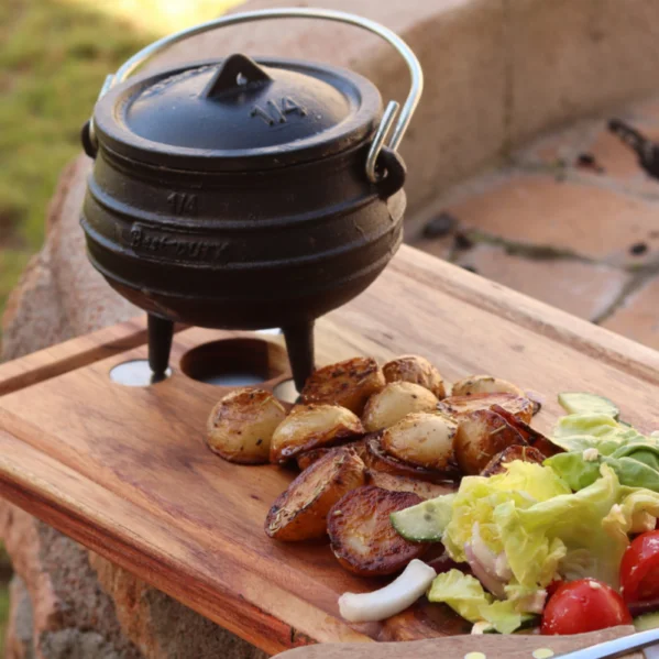 Cast iron tripod outdoor camping with legs large stew fire pot bonfire party South African pot picnic pot