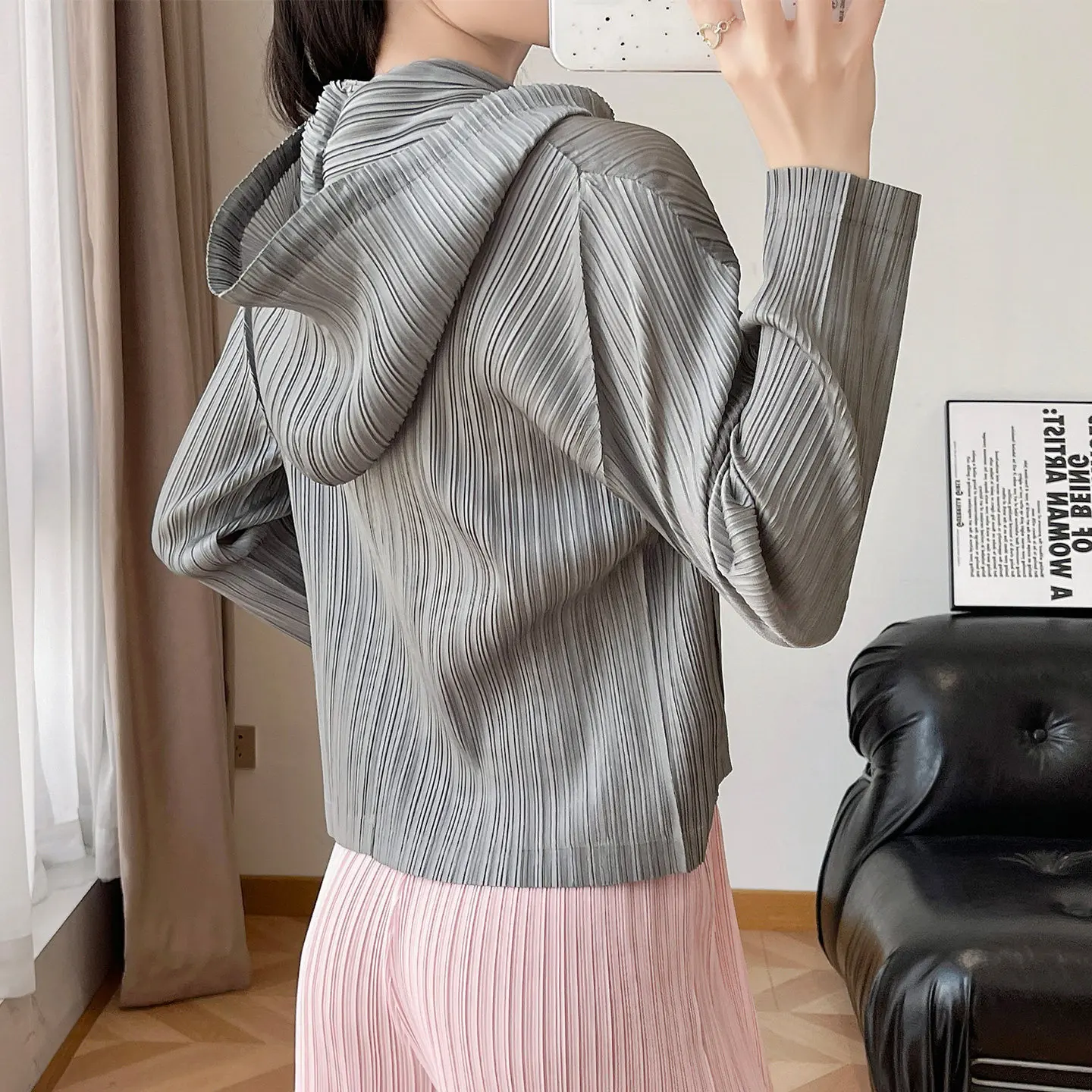 Miyake Pleated Jacket 2026 Autumn New Long Sleeve Double Zipper Cardigan Solid Color Women's Lightweight Draped Stretch Hoodie