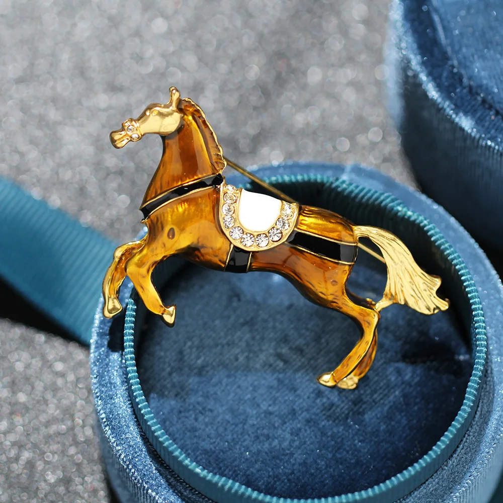 Medieval Vintage Personality Enamel Galloping Horse Brooch Animal Zodiac Pin Accessories Unisex Coat Suit Clothes Corsage