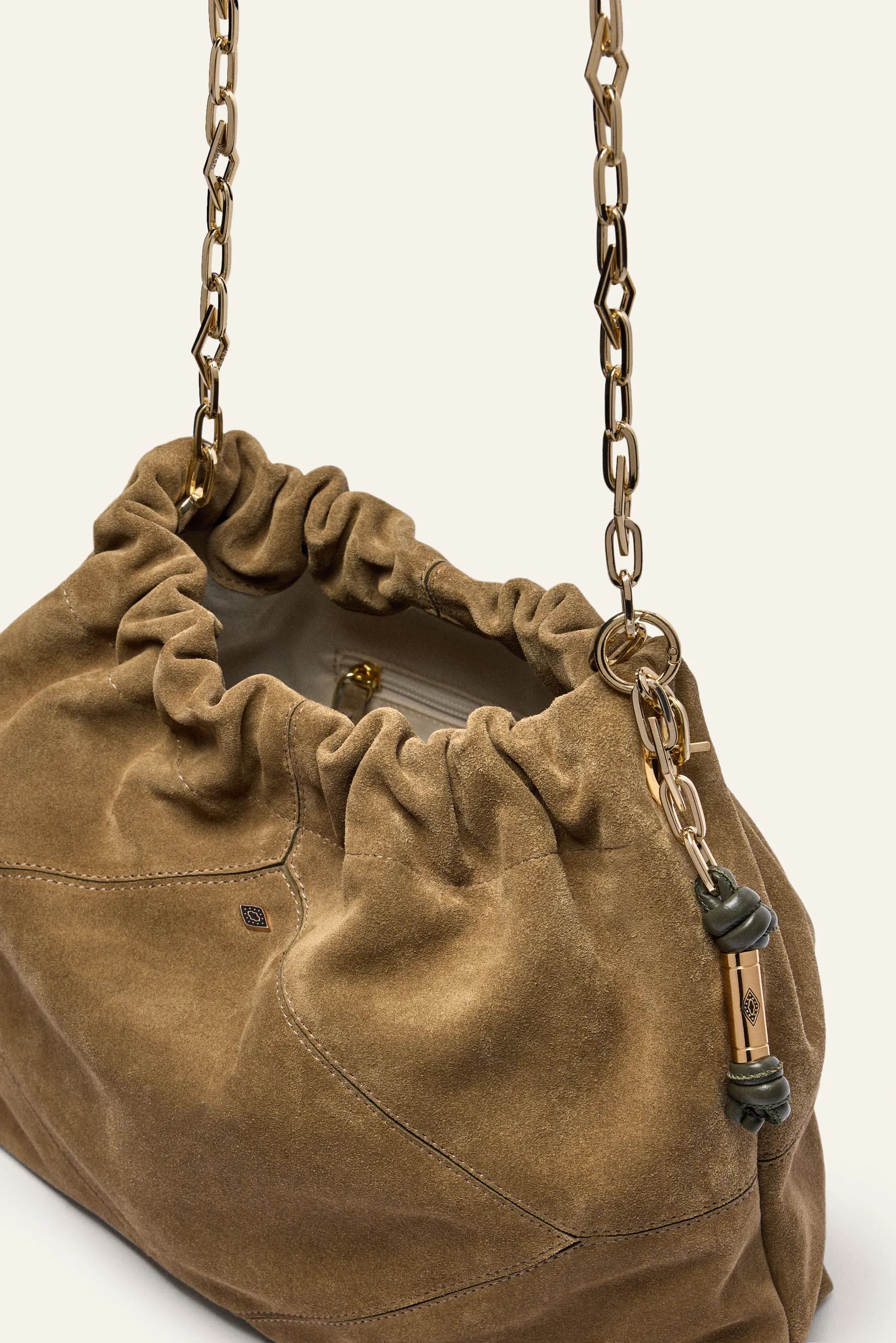 Thumbnail 2 - #3 Compare Bucket Bags Before You Buy