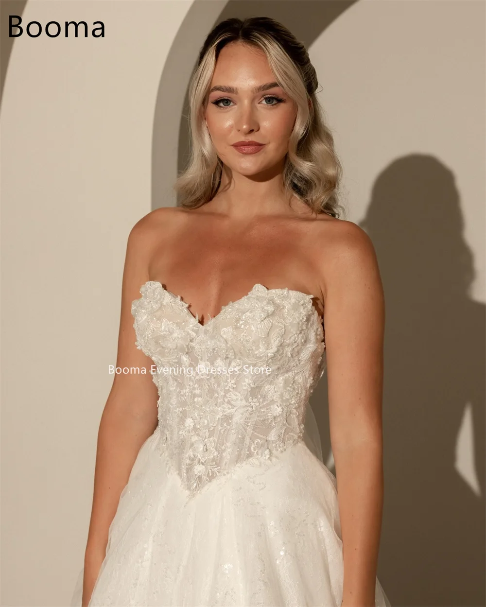 Booma حورية البحر قبالة الكتف الجانب سبليت الدانتيل زينة فساتين زفاف أنيقة أنيقة طويلة العرائس ثوب مخصص 2025