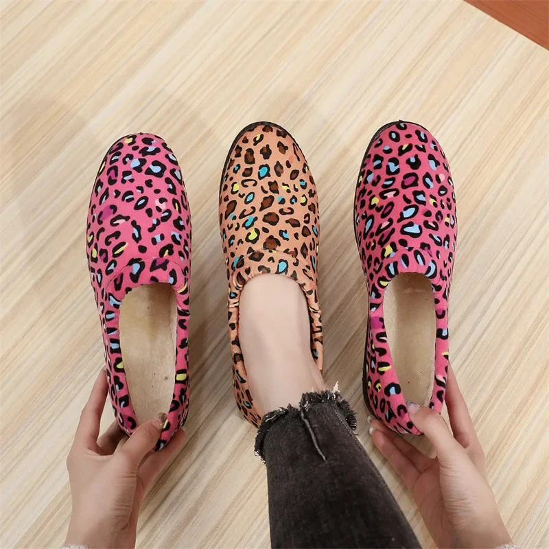 

2024 Winter Cotton Slippers Women's Cloth Shoes Casual Non-slip Plus Cashmere Warm Low-top Women's Shoes