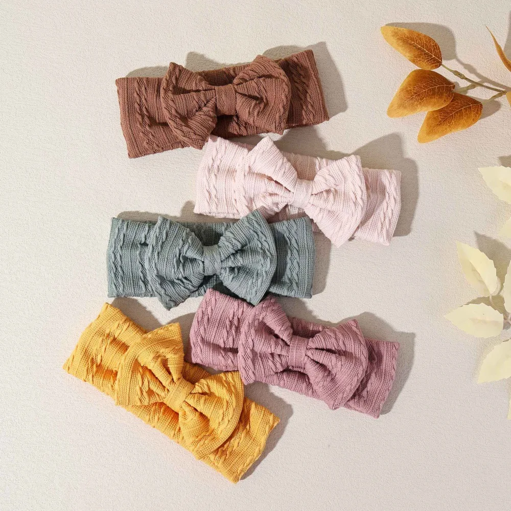 

26 шт./лот, вязаная вручную эластичная детская повязка на голову с бантом, милый тюрбан, повязки на голову, головные уборы, аксессуары для волос