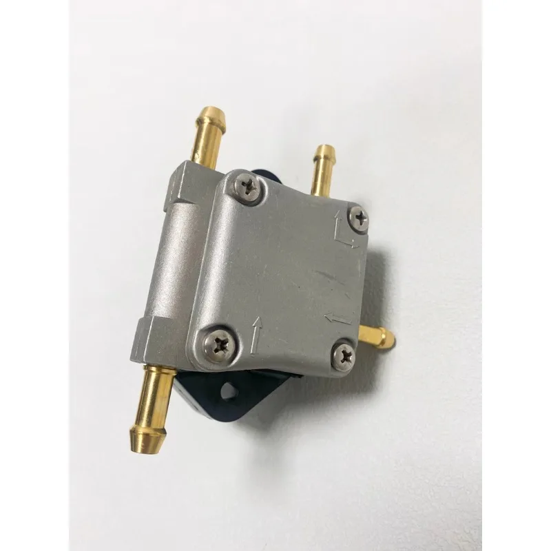 

Four Chong 50-60 Outboard Low Pressure Oil Pump Mechanical Oil Supply Pump Diaphragm Assembly Fuel Pump