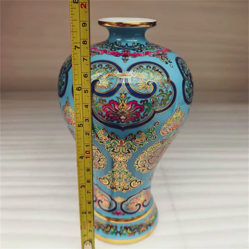 مزهرية من البورسلين الصينية القديمة المينا الزرقاء طول العمر منقوشة تصميم البرقوق زخرفة ديكور عتيقة