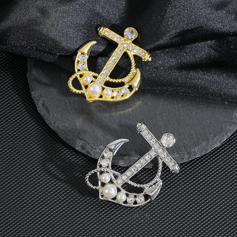 Naval Rudder Anchor Brooches Pins Rhinestone Men\'s Suit Shirt Collar Lapel Pin Metal Brooch Women Men Badge Jewelry Accessories