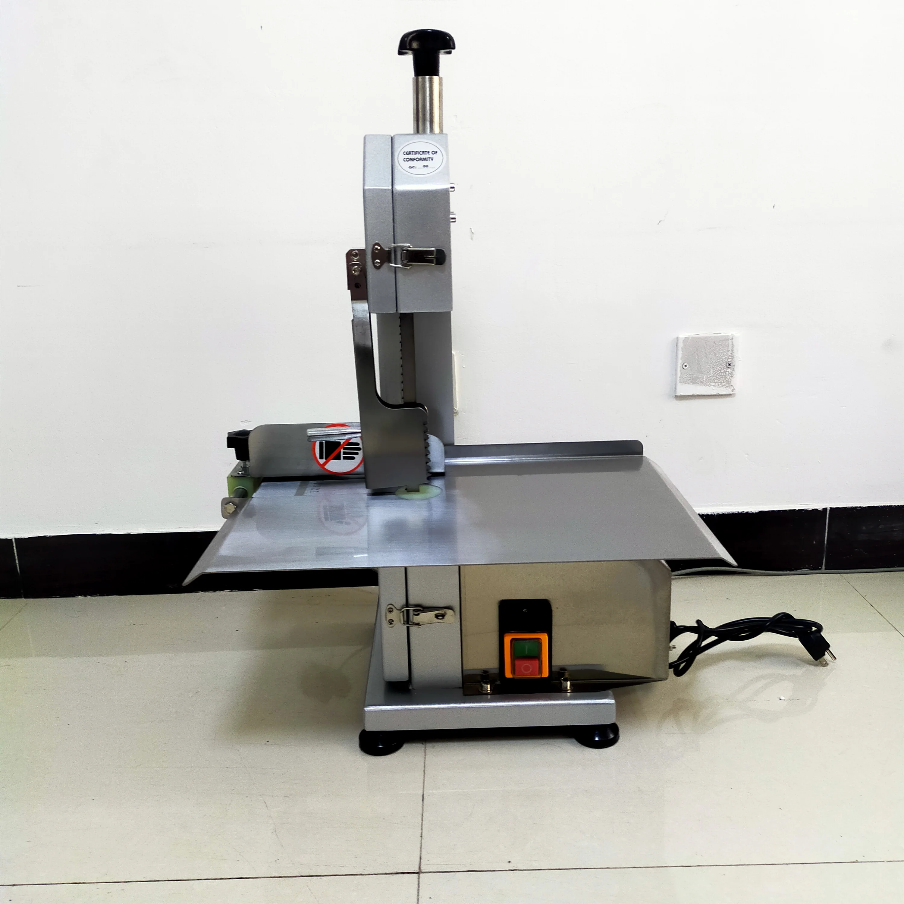 

Desktop Bone Sawing Machine Large Electric Automatic Cutting Pig's Trotters Frozen Pork Ribs Bone Cutting Machine