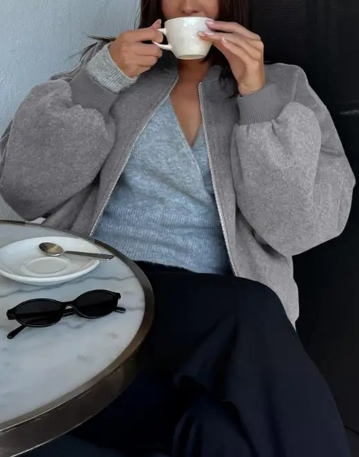 

Women's Long Sleeved Zipper Jacket 2025 Autumn Winter Leisure Vacation Fashionable Outerwear for Ladies