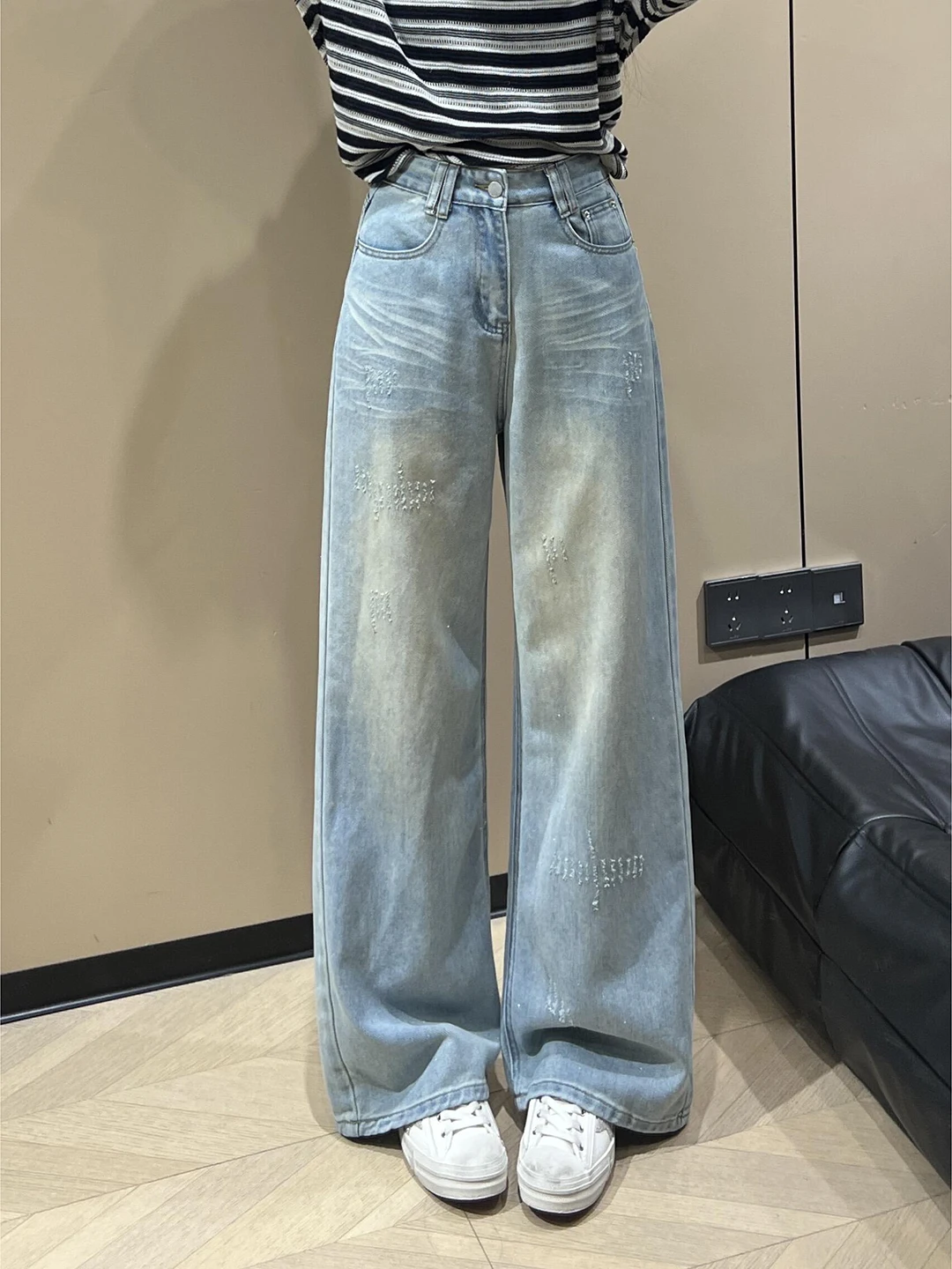 

Light Blue Waed Men's Straight Leg Jeans Spring American Vibe Distred CleanFit Flared Pants mid Waist Zipper Closure