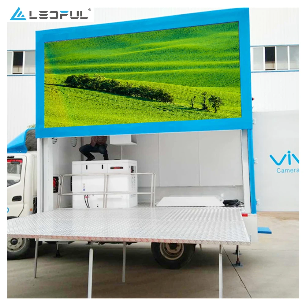 Vehículos de pantalla LED de medios digitales de camión programable con letrero de remolque LED P6.67 impermeable al aire libre