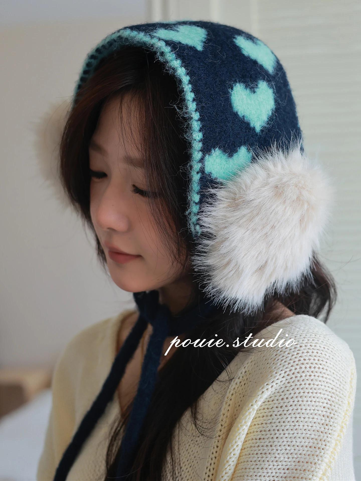 orejeras-de-peluche-con-diseno-de-corazon-en-contraste-de-color-estilo-coreano-para-mujer-otono-invierno-nuevas-dulces-v