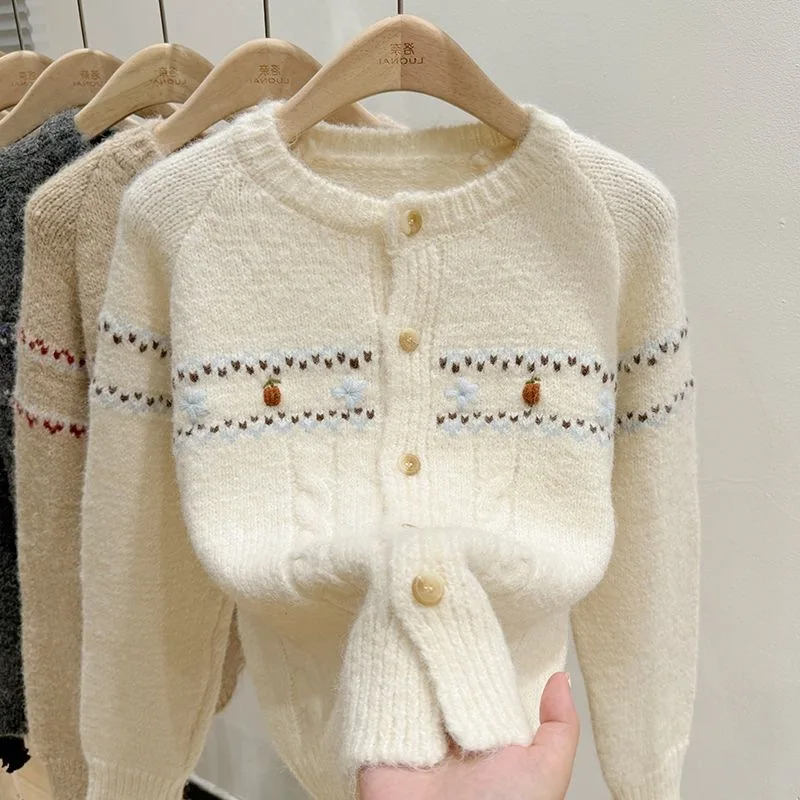 

Embroidered Long Sleeve Knitting Cardigan Autumn and Winter Design Feeling Lazy Style Top Fried Dough Twists Sweater Coat