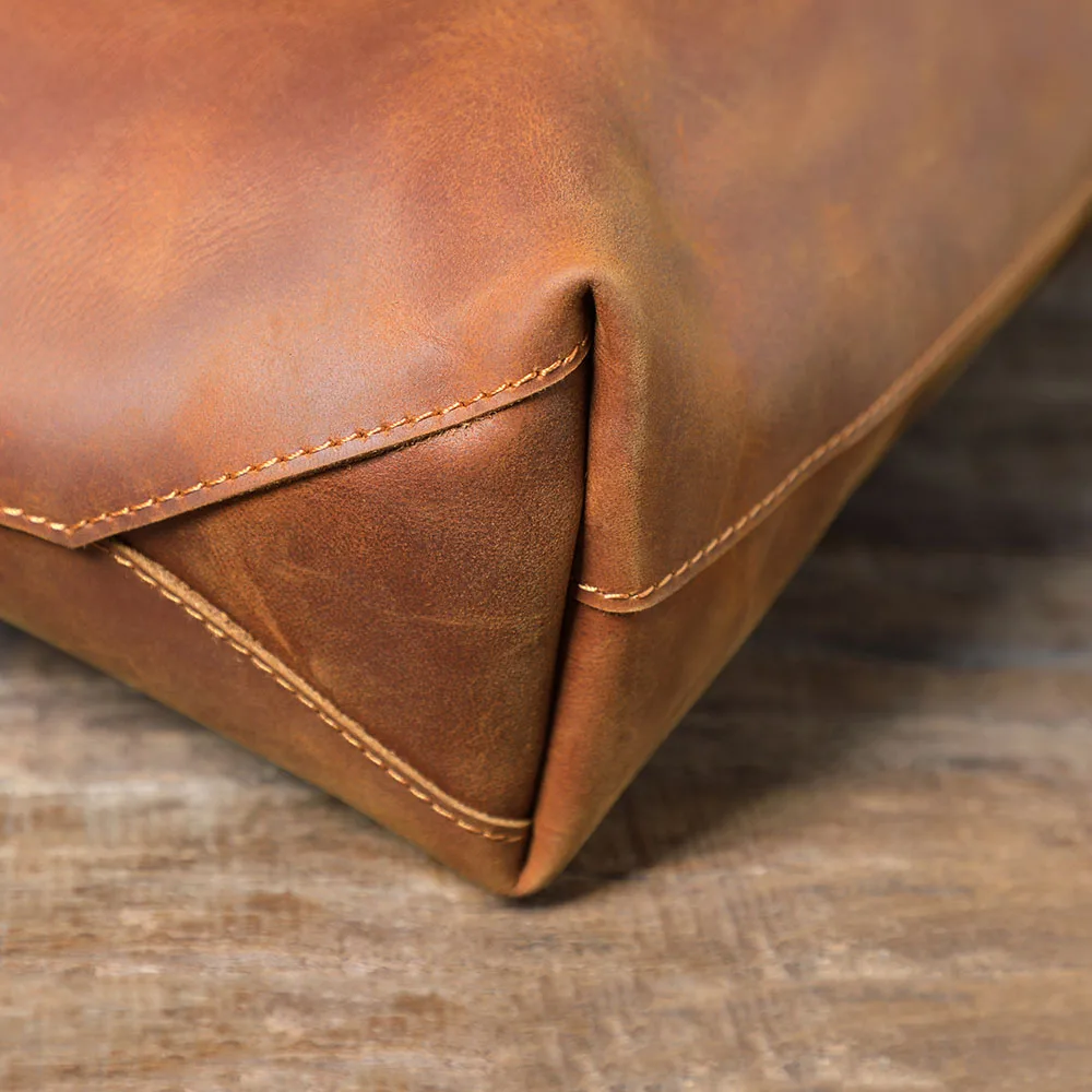 S.WORKER Retro-Umhängetasche aus Vollnarbenleder | Vintage Herren-Umhängetasche für Arbeit & Reisen – Detail 14