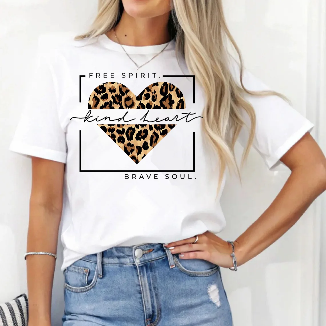Watercolor Floral Hot Air Balloon Women T-Shirt Vintage Flower Graphic Short Sleeve Casual Summer Aesthetic Tee