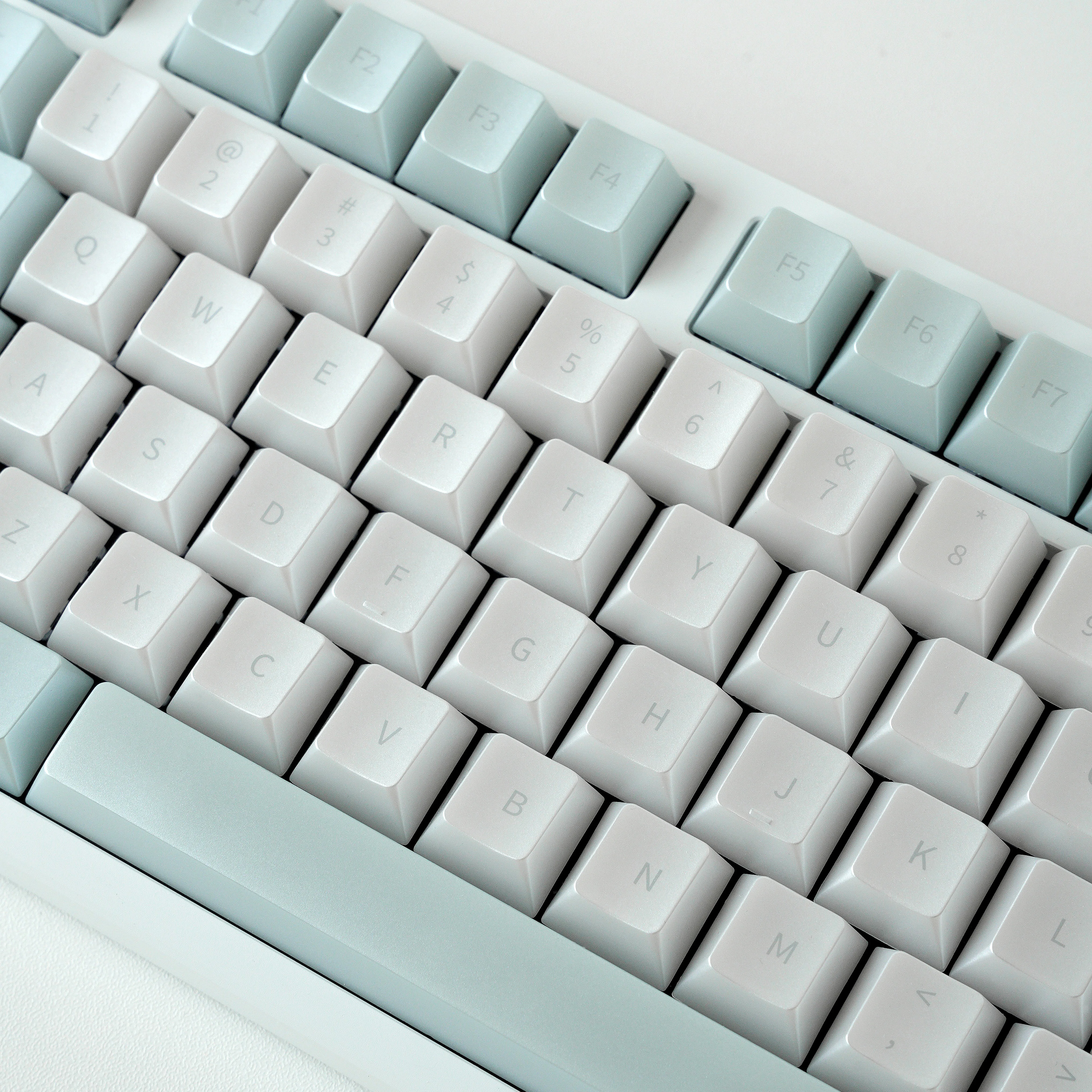 Glass Blue Sea Theme Keycaps Set PC Keyboard Caps Custom Pearlescent Cherry Profile Keycaps for Mechanical Keyboard Accessories