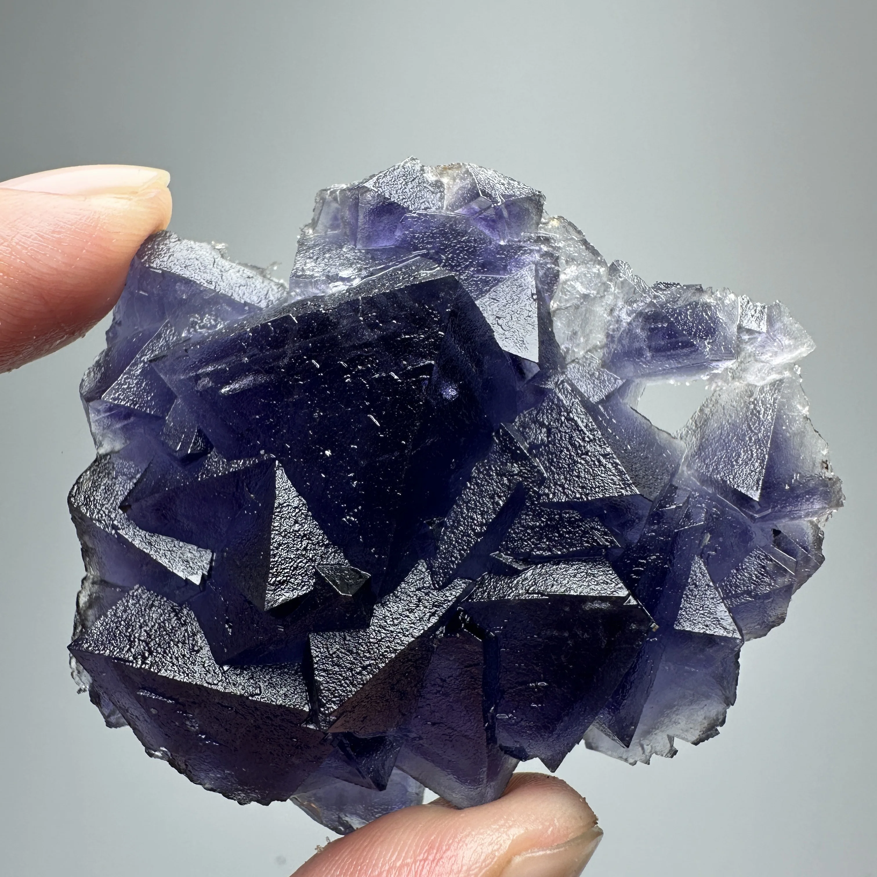 Natural Zhejiang Purple Fluorite Crystal Raw Stone Mineral Quartzite Specimen for Home Decor And Collection