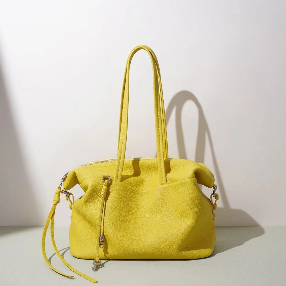 

2026 Premium Niche Design Handbag Fashion Large Capacity Leather Shoulder Bag Elegant Exquisite Casual Daily Versatile Simple