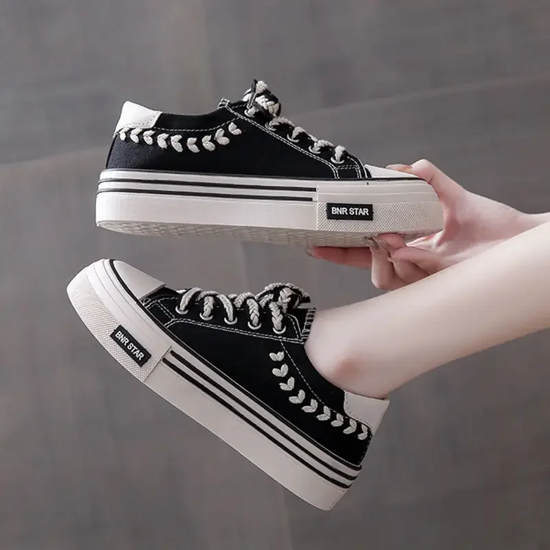 

Новые парусиновые туфли на шнуровке для женщин. Удобная и элегантная повседневная рутиновая обувь Y2k. Модная легкая женская обувь высокого качества.