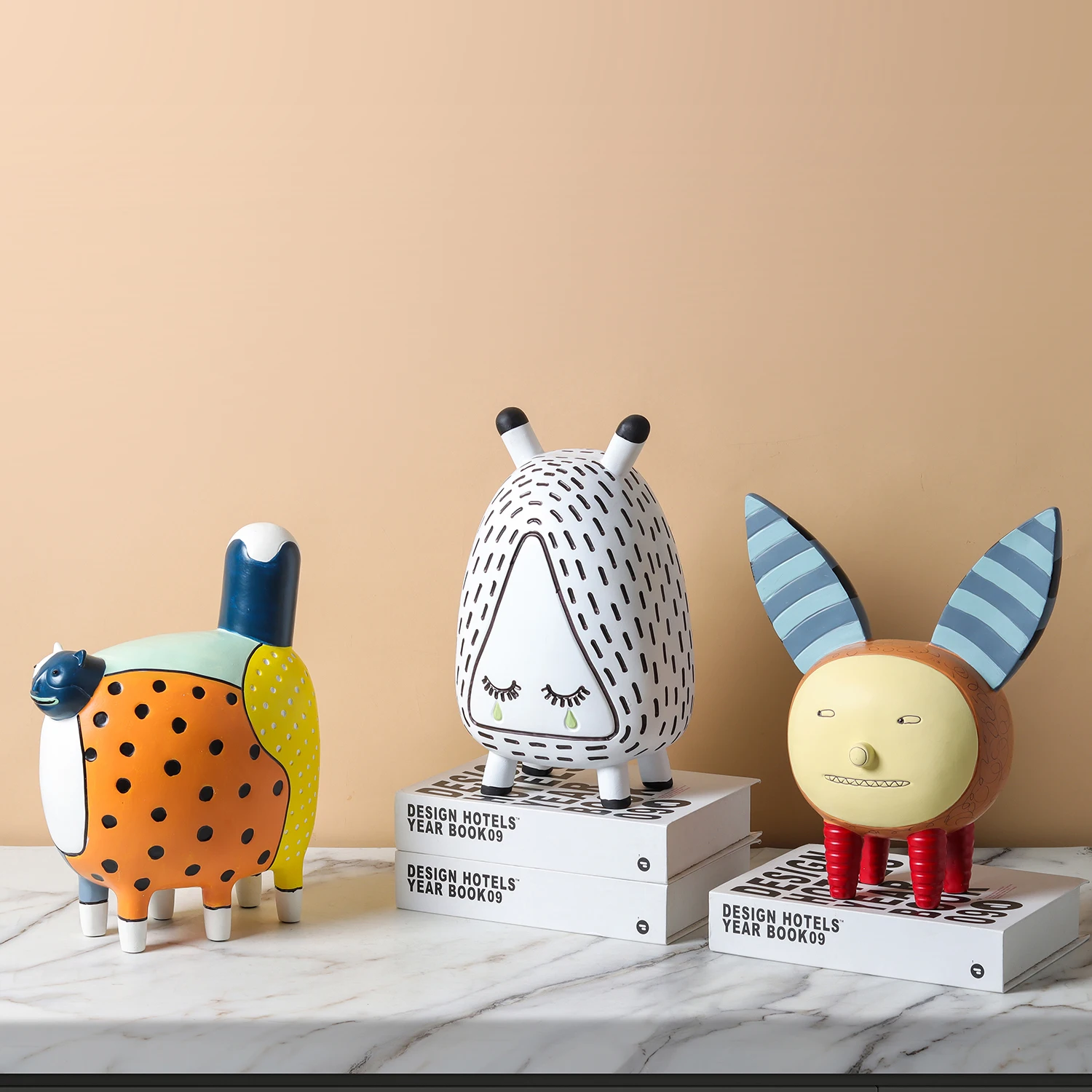 Modern Nordic Cartoon Abstract Animal Resin Figurine Home Decorative Accessories Fun  Home Sample Room Decorations