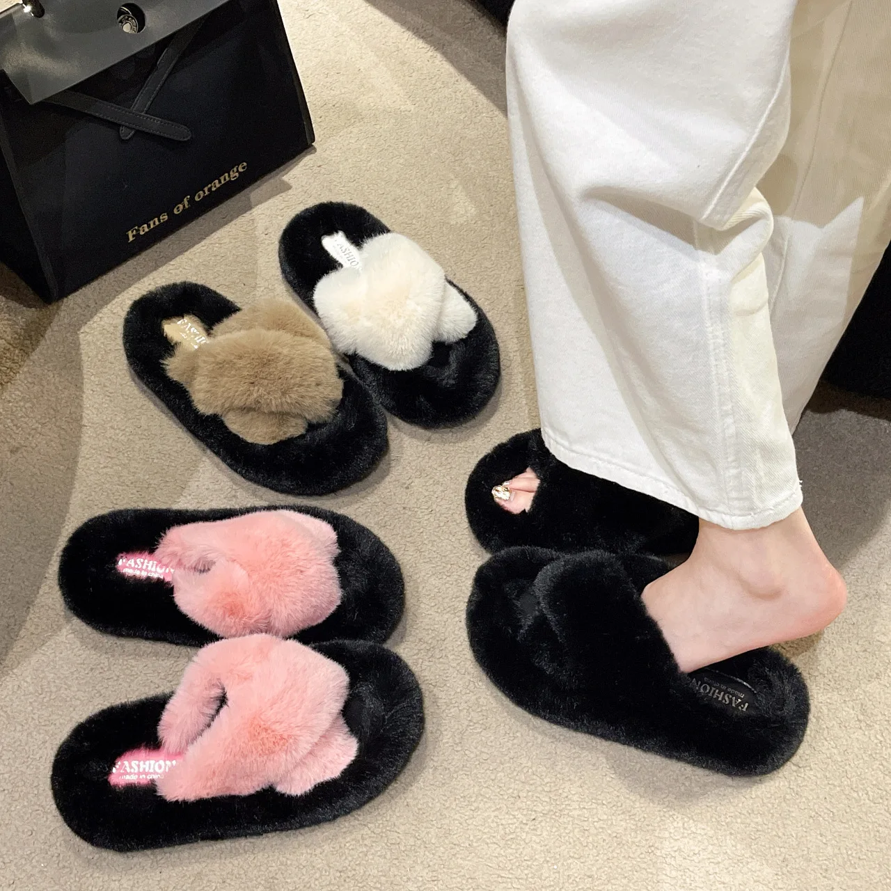 Wool Slippers for Female Outerwear Wearing 2023 New Korean Version Autumn and Winter Crossover Thick Sole Cotton Slippers for Of