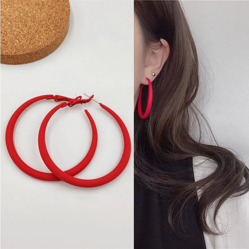 Purple Red Big Hoop Earrings for Women Exaggerated Makron Colorful Spray-painted Metal Loop Earrings Sexy Party Ear Jewelry