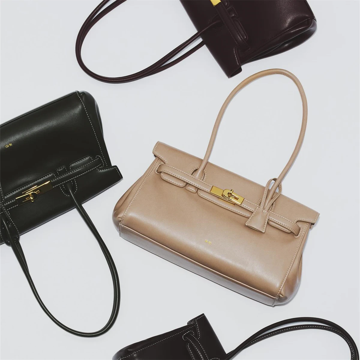 Thumbnail 3 - #19 Latest Baguette Bags Offers
